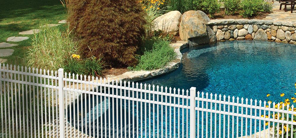 Keeping Your Pool Fence Up to Code