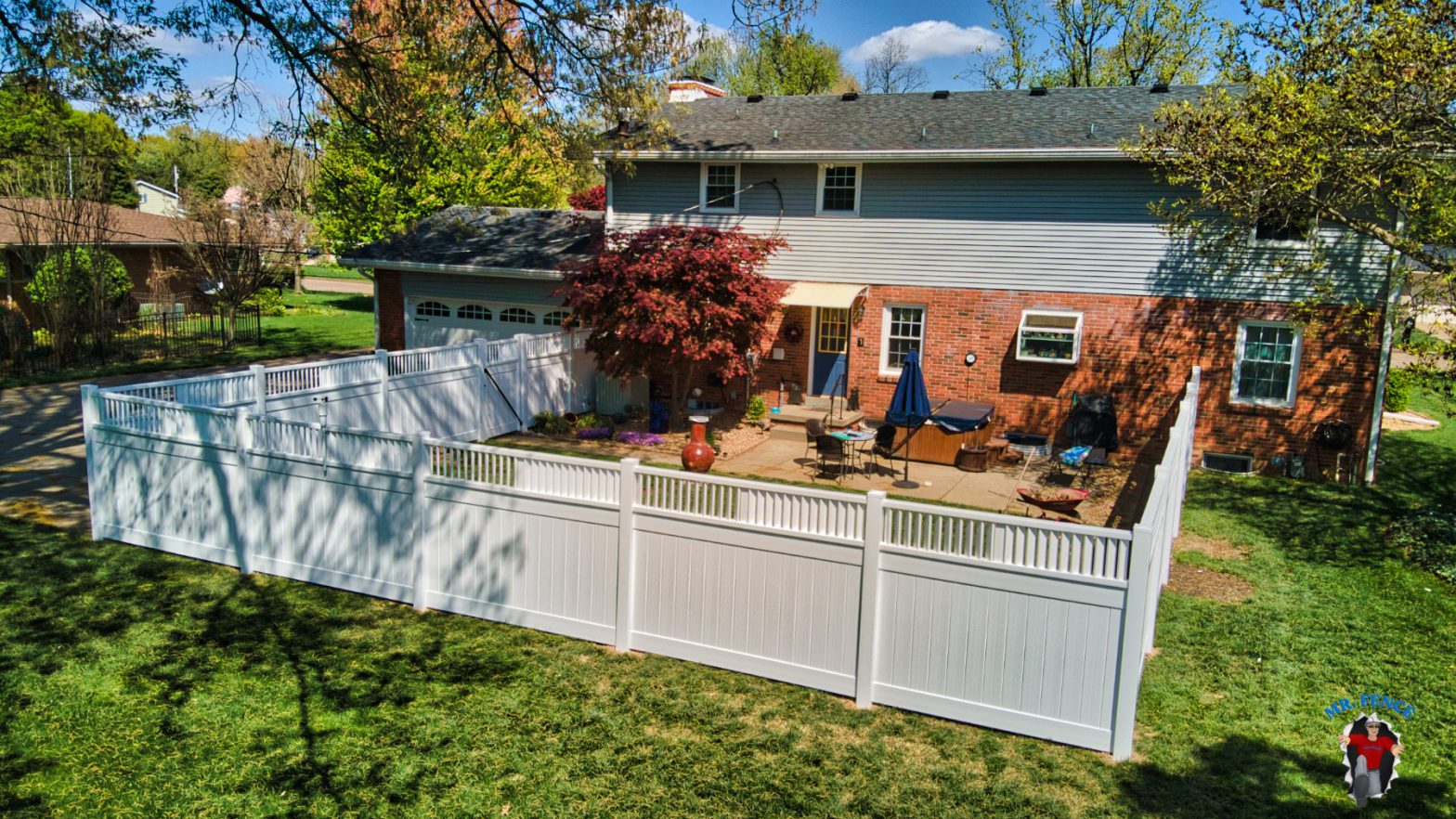 9 Benefits of Indiana Vinyl Privacy Fences