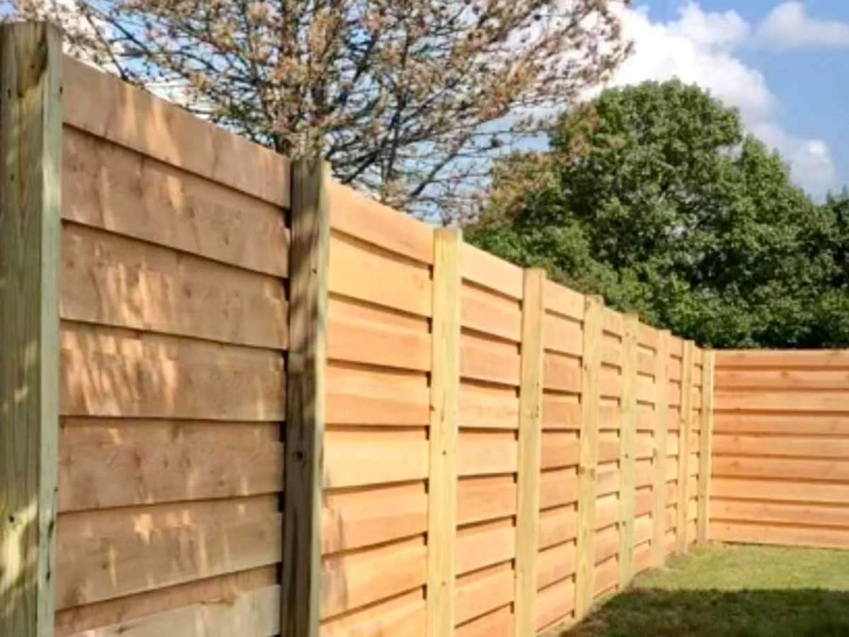 5 Spring Fence Tips from Your Evansville Indiana Fence Company