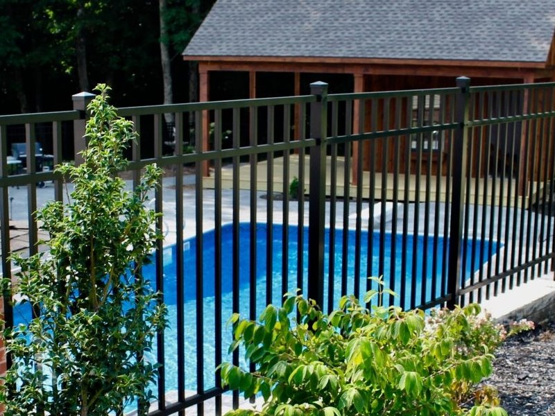 Pool Fence Example in Carmi Illinois