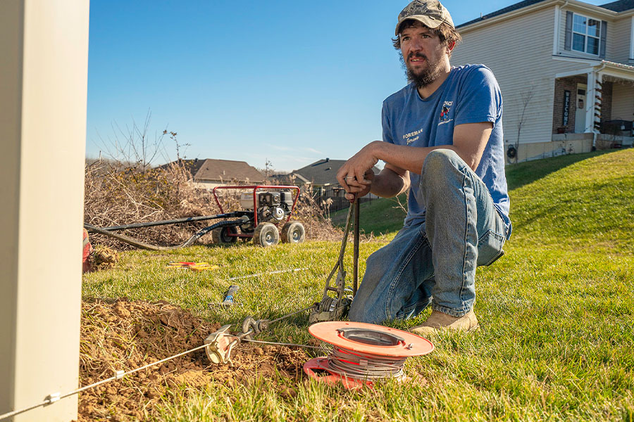 Evansville Indiana fence company meet and measure