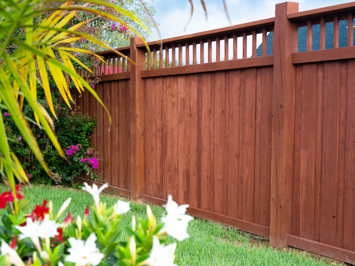 Boonville IN Spindle Top style wood fence