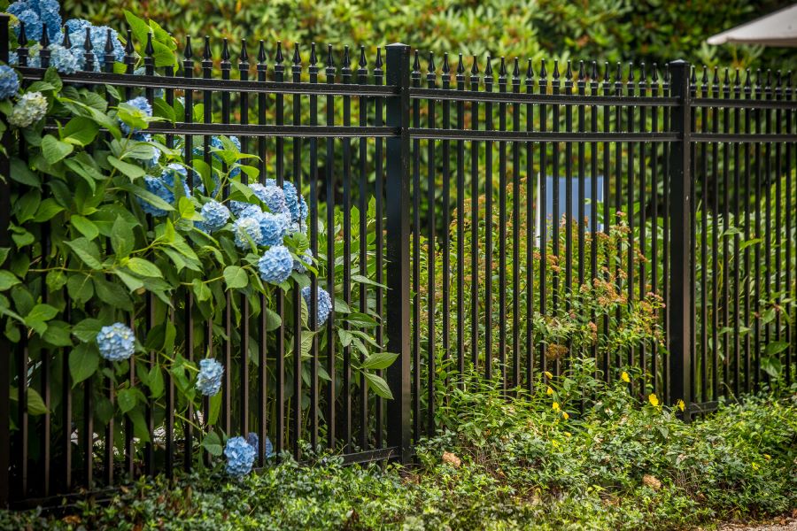 aluminum fence