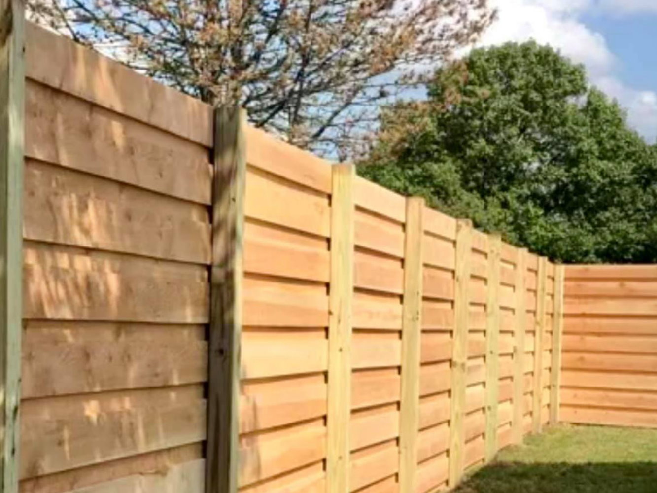 Henderson KY horizontal style wood fence